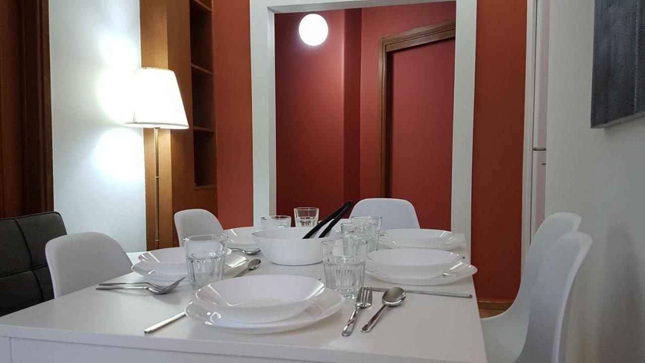 Apricot Apartment - Athens Center, 6 Bd, 2.5 Bath Exteriér fotografie