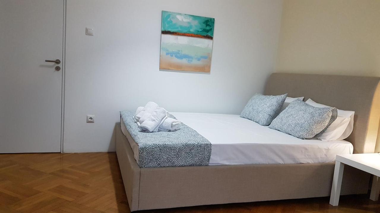 Apricot Apartment - Athens Center, 6 Bd, 2.5 Bath Exteriér fotografie