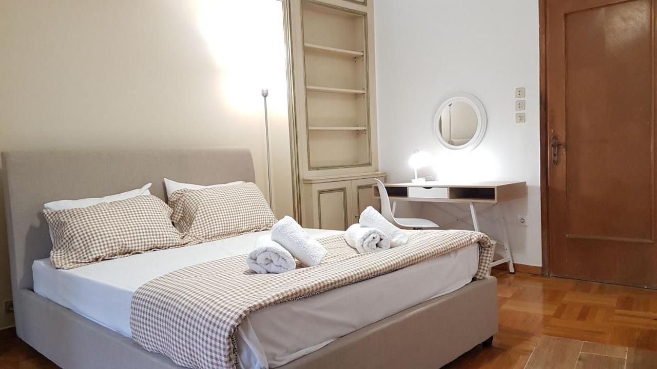 Apricot Apartment - Athens Center, 6 Bd, 2.5 Bath Exteriér fotografie